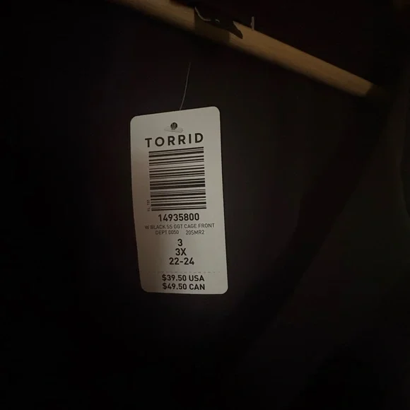 Torrid Black Cutout Women's Blouse - Picture 4 of 8